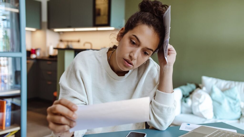 Report: 37% Of Americans Paid Late Fees In The Past