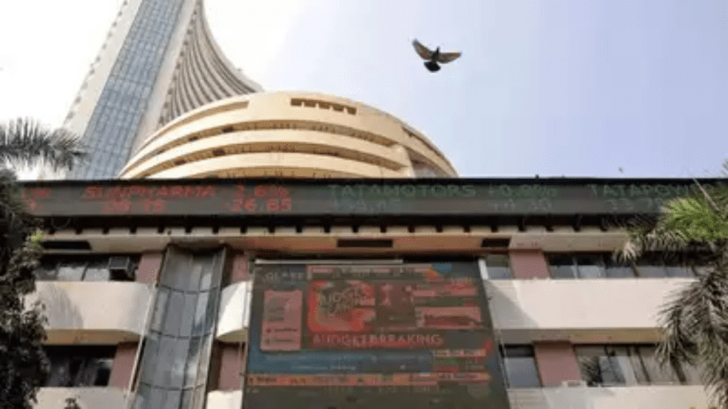 Sensex news today: ET Market Watch: Sensex and Nifty flat after record highs, auto, energy stocks fall Sensex News Today: Et Market Watch: Sensex And Nifty Flat