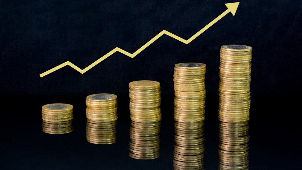 Market experts say gold ETFs are a buy ahead of possible interest rate cuts as budget deficit continues Market Experts Say Gold Etfs Are A Buy Ahead Of