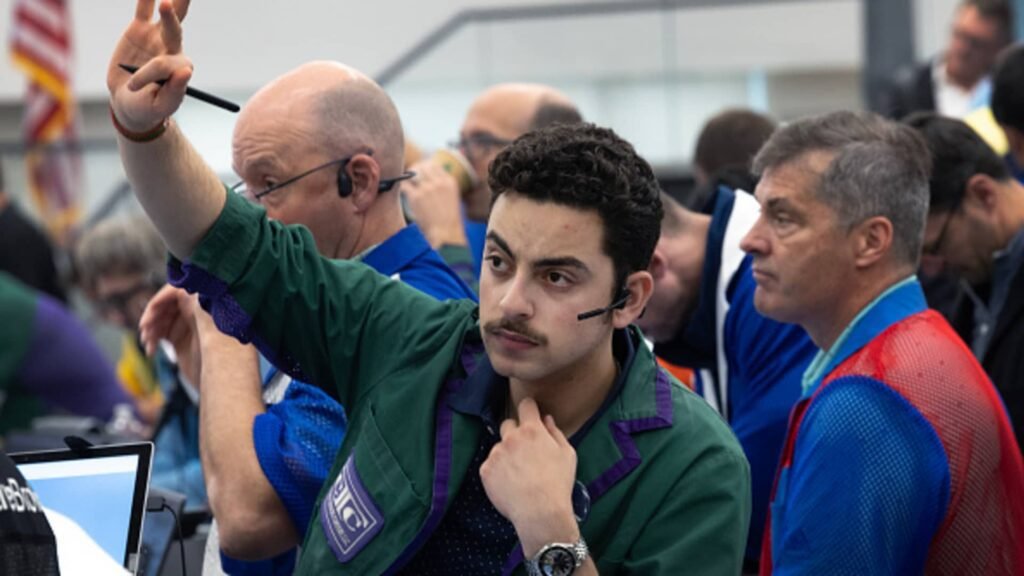 Wall Street Is On Track To Finish Off A Strong