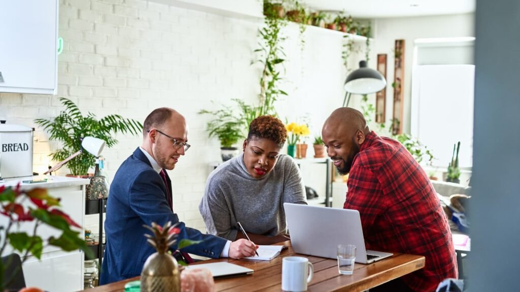 How To Restructure Your 60/40 Portfolio For Income Generation, According